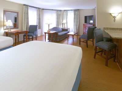 Music Road Resort Hotel - Family Suite Living Area View