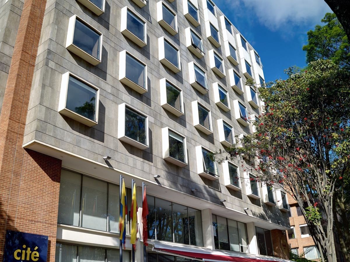 cite hotel façade from street