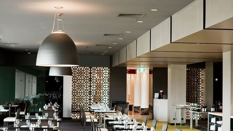 Restaurant for dine in at Pullman albert park