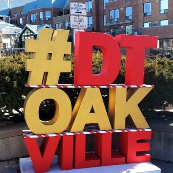 Downtown Oakville - Monte Carlo Inns Oakville
