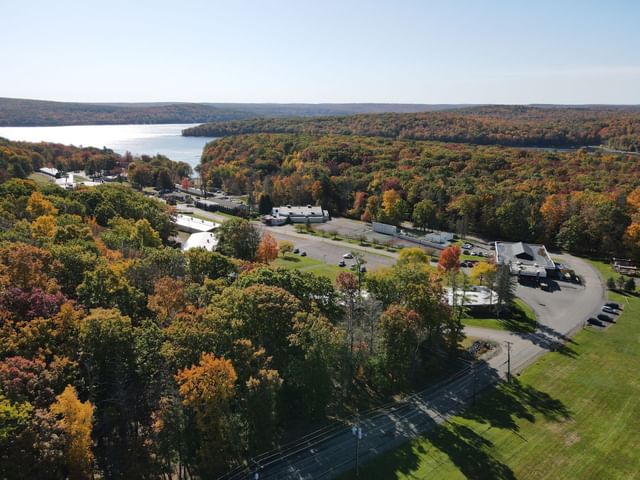 {Aerial view near Cove Haven Resort}