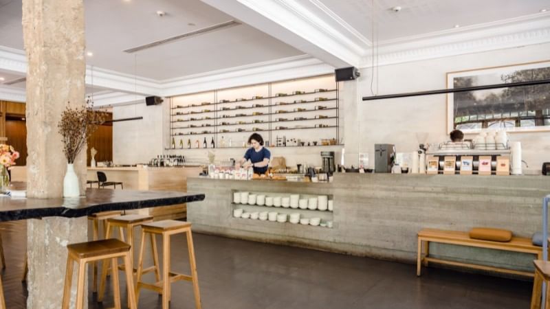 Dickson Village Apartments - Retail Amenities