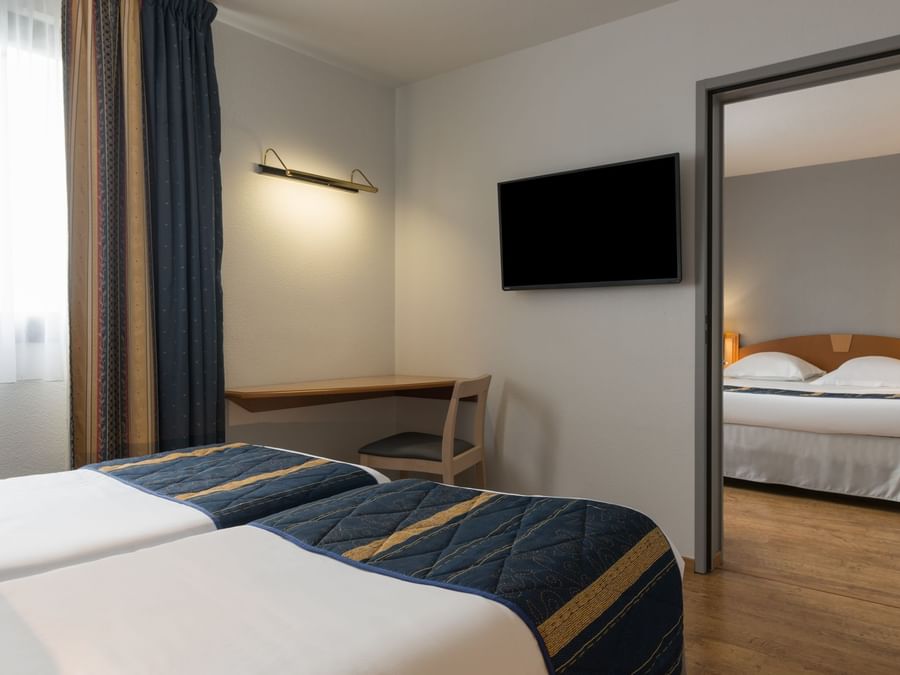 Twin Beds in a room at Hotel Alteora