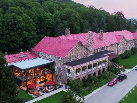 Mountain Lake Lodge | Mountain Resort in Blacksburg, VA
