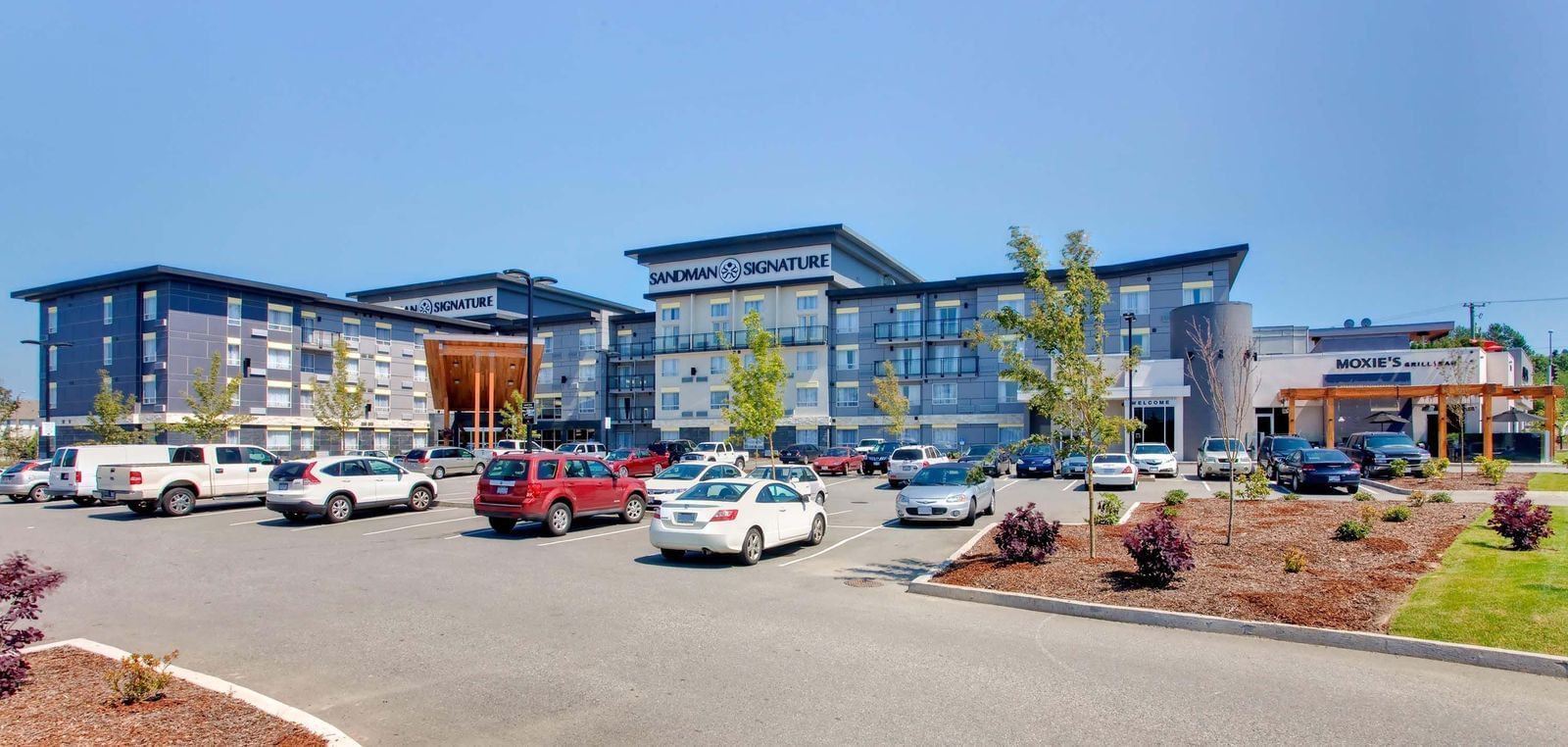 Sandman Signature Hotel & Suites Langley Langley Hotel