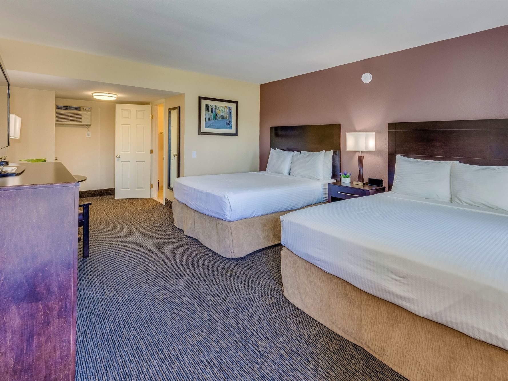 Deluxe Room with two beds at Grand Legacy at The Park Anaheim.