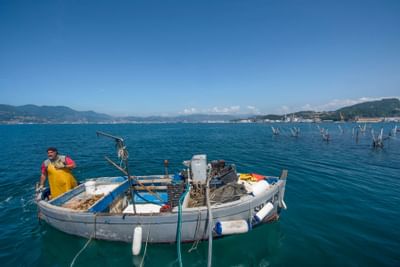 A fishing boat - Grand Hotel Portovenere