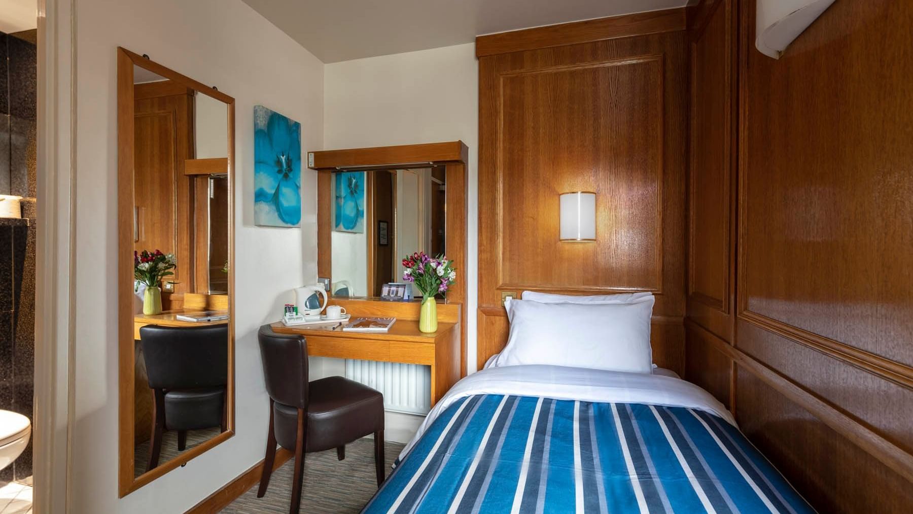 Classic Rooms in Central London St Giles Hotel London Classic Rooms in Central London St Giles Hotel London