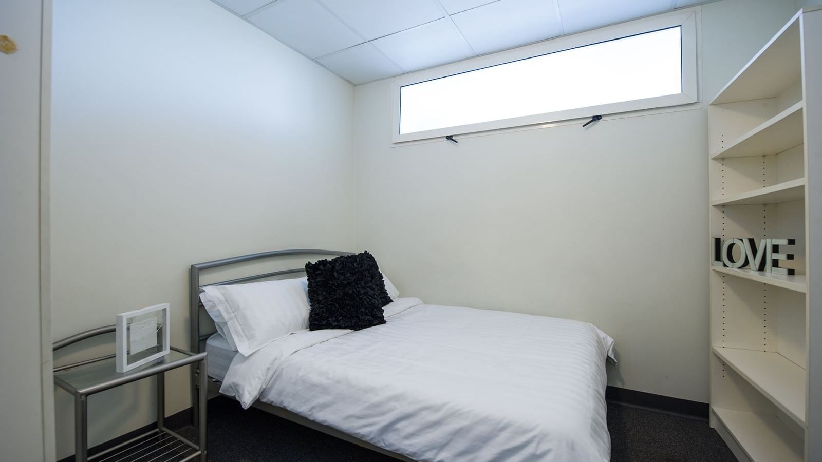 Student Living - Tobin House_1 bedroom_ Adelaide Self Contained Apartments