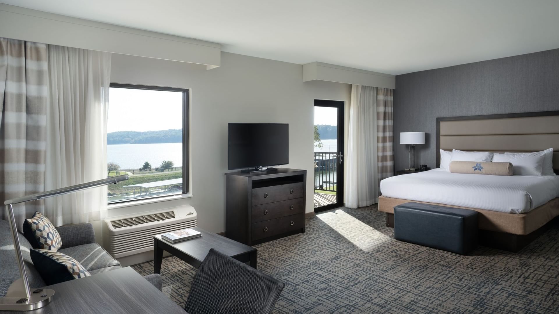 Interior of King Studio Balcony at Shangri-La Monkey Island