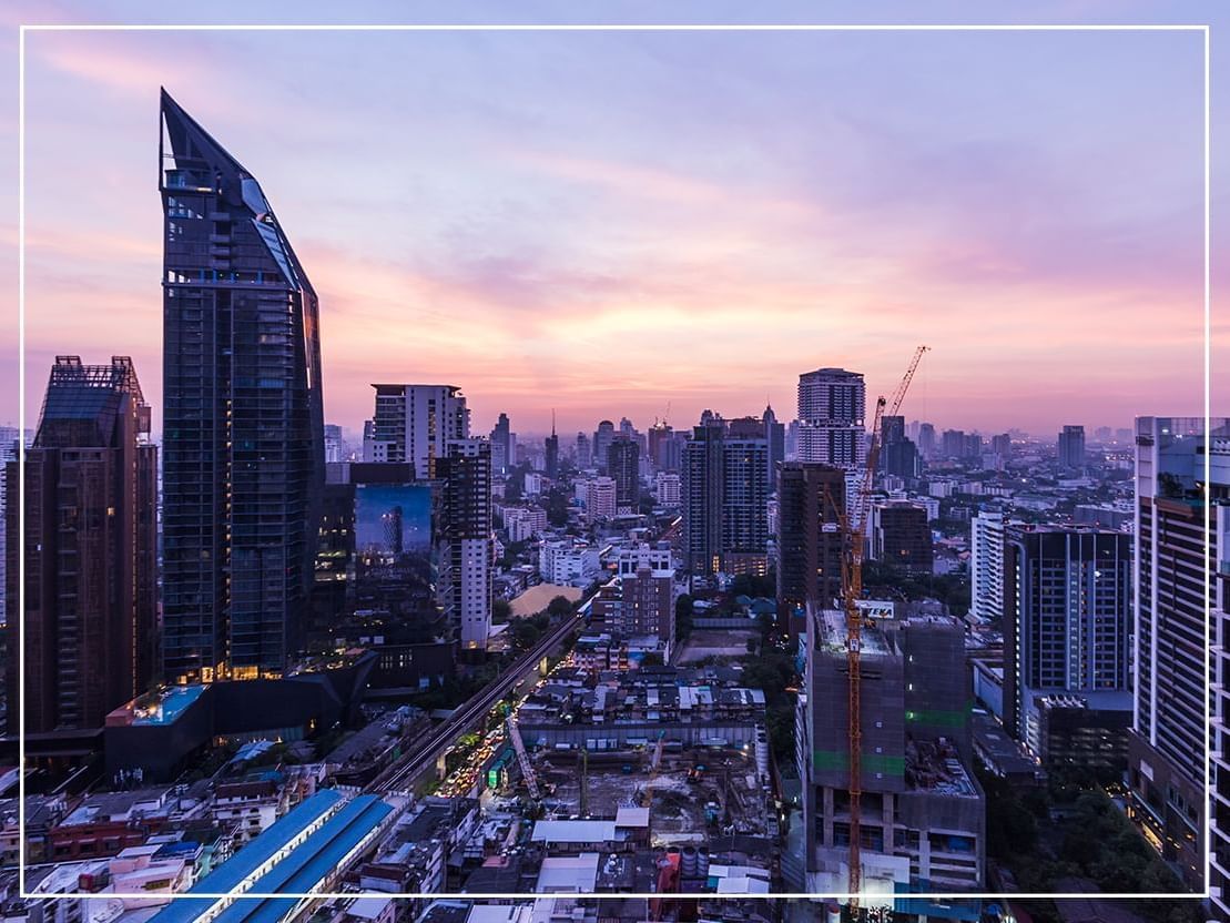 City view from Emporium suites by Chatrium