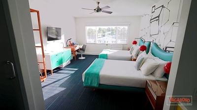 A short overveiw of the skylark-double room at the vagabond hotel miami