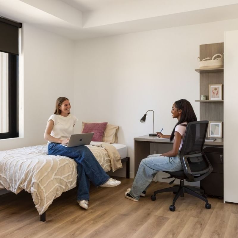 UniLodge Perth Central Twin Room High Floor