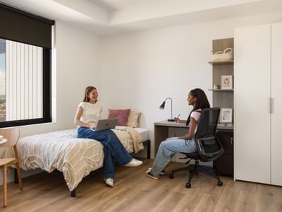 UniLodge Perth Central Twin Room High Floor