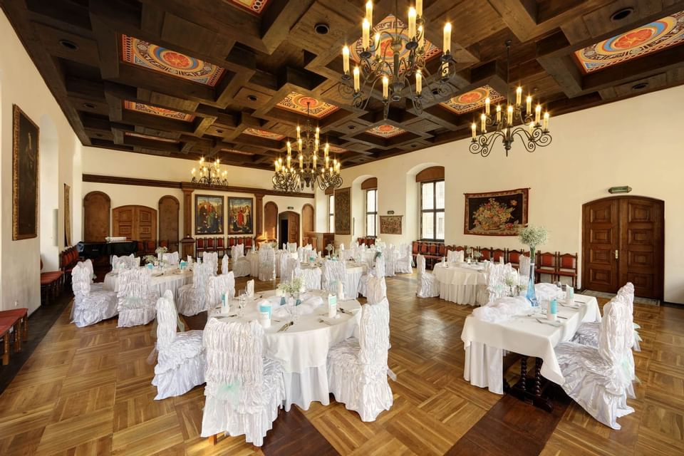 Wedding Banquet at Hotel Ruze, Český Krumlov, Czech Republic