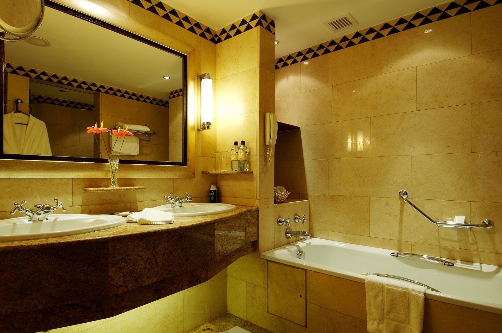 Nairobi Serena Hotel Gallery