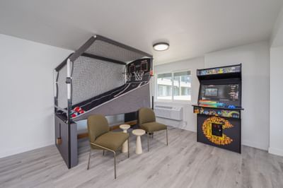 Pop-A-Shot basketball game and retro arcade machine in the Centralia game room at The Varsity South