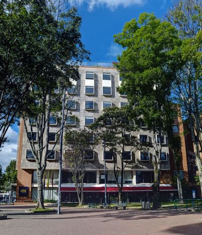 cite building façade