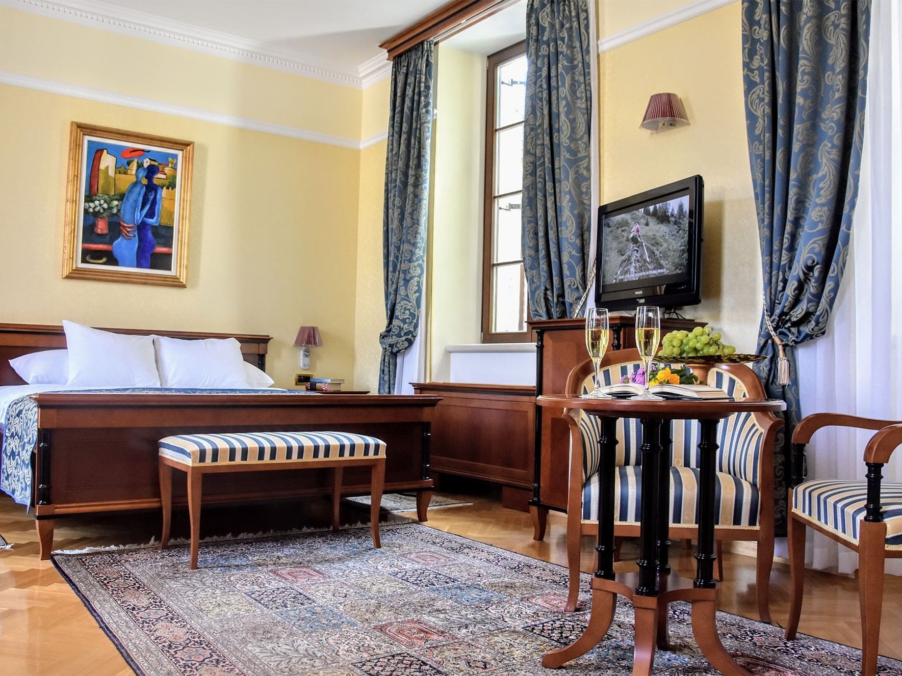 Deluxe Double Room with one bed at Hotel Kazbek