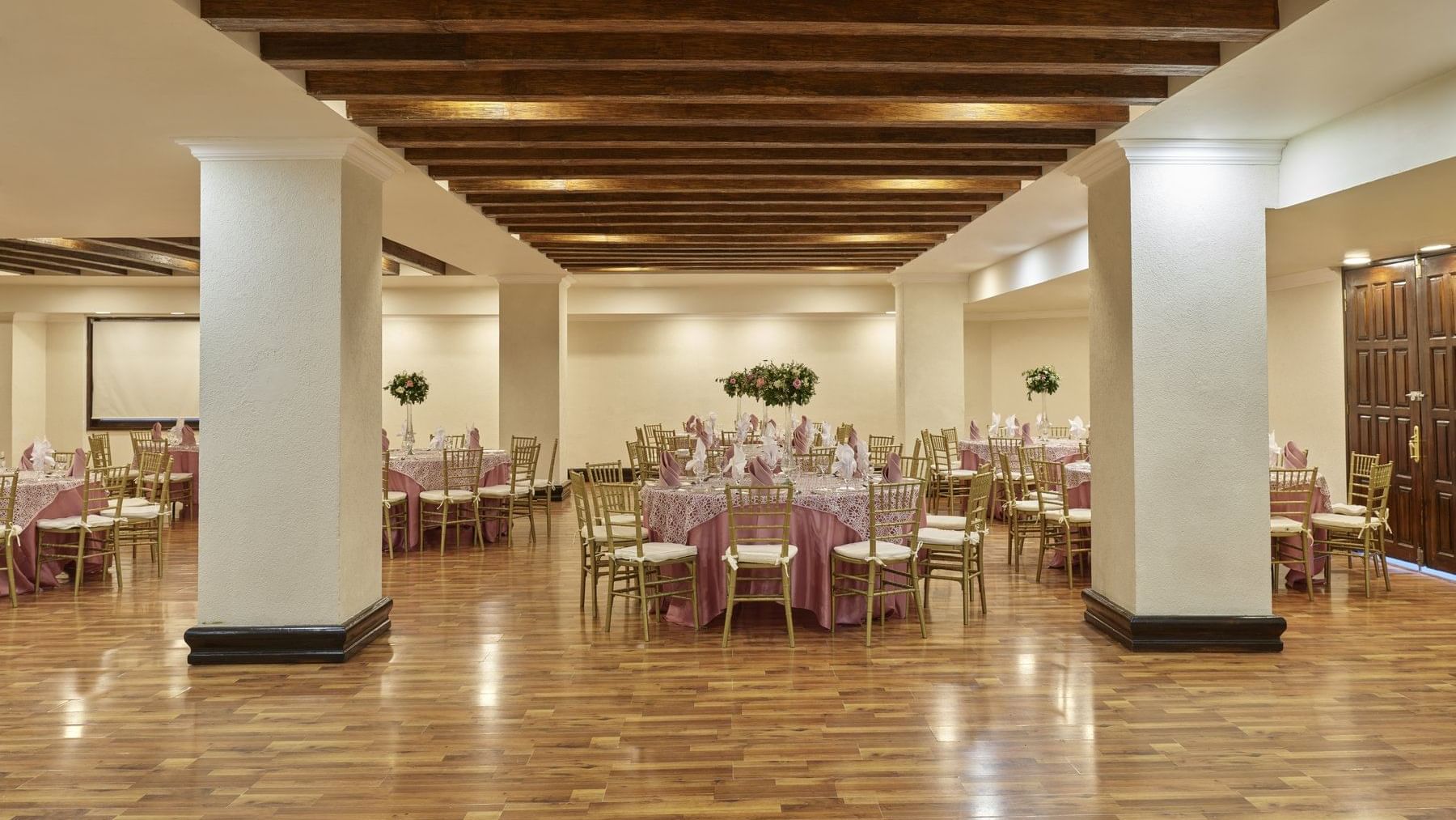 Table set-up in spacious Party Room at FA Aguascalientes