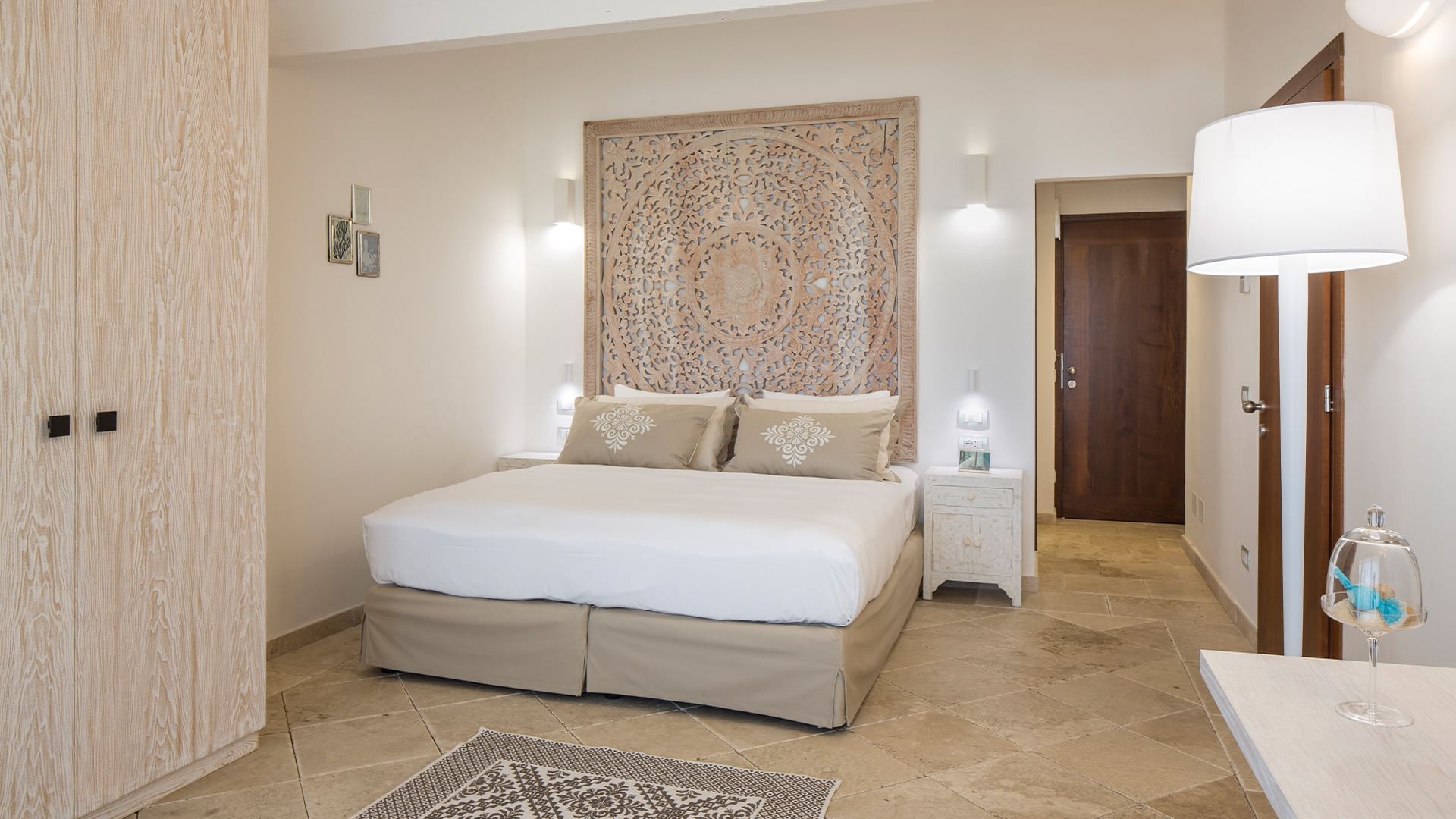 Large bed in Double Room Deluxe, Falkensteiner Resort Capo Boi