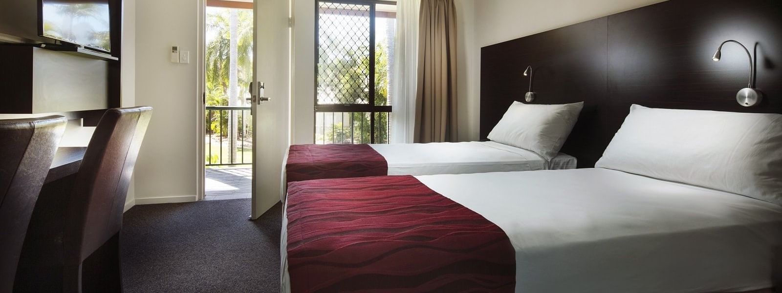 Comfortbale room at Mercure Hotel Townsville 