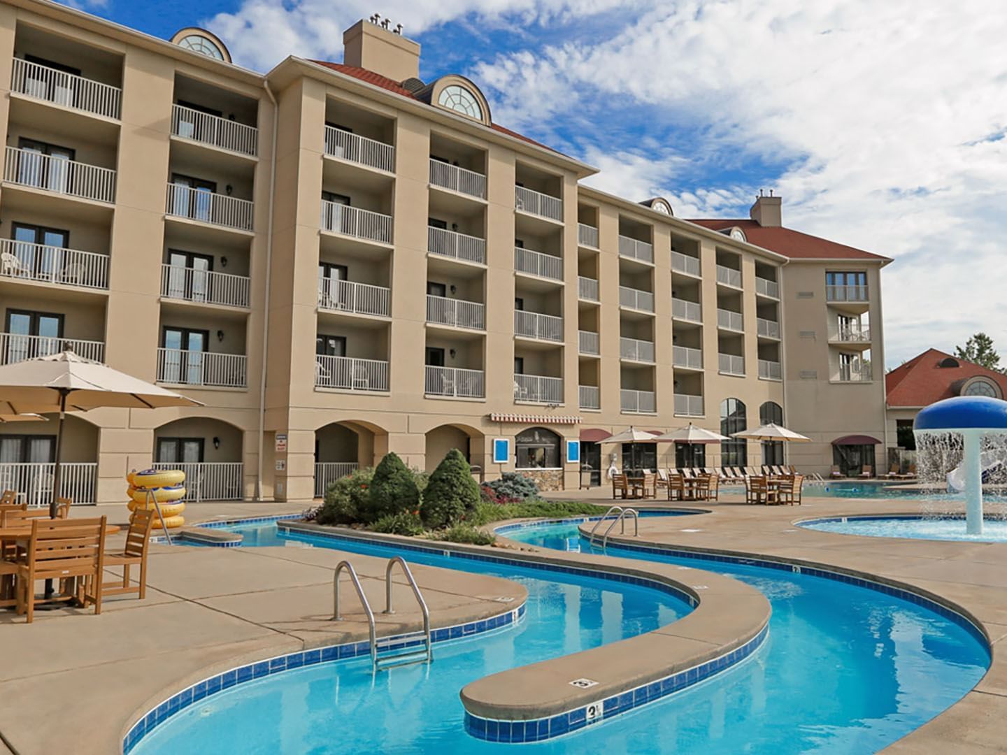 Exterior view of the hotel & the pool at Music Road Resort