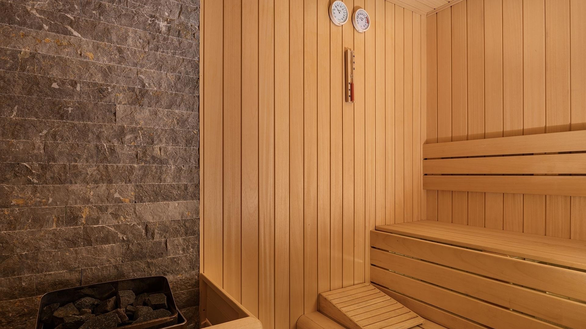 Интерьер сауны виллы Superior в Titanic Luxury Collection Bodrum.