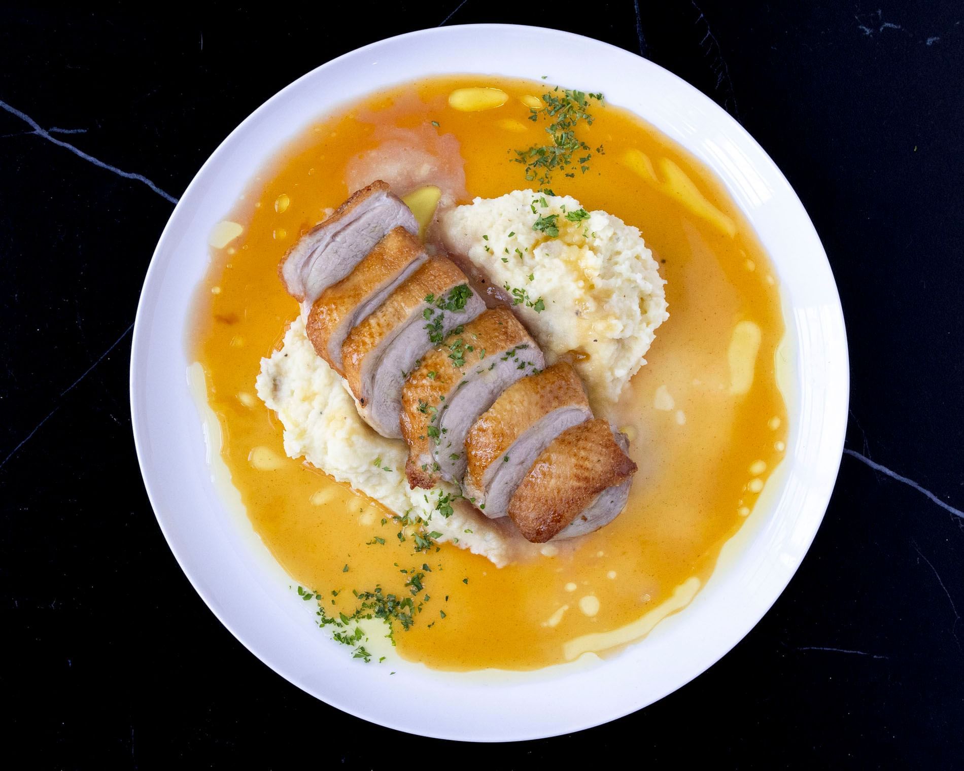 Savor Southern Cuisine | The Ashbrook Hotel