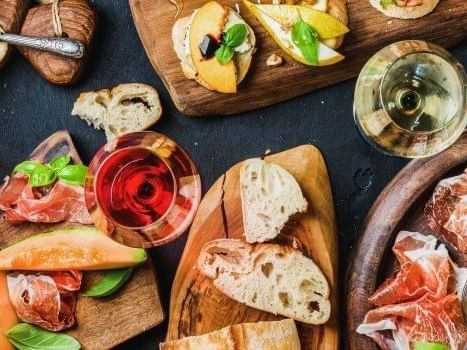 Wine & tapas served at Eataly Chicago near Kinzie Hotel