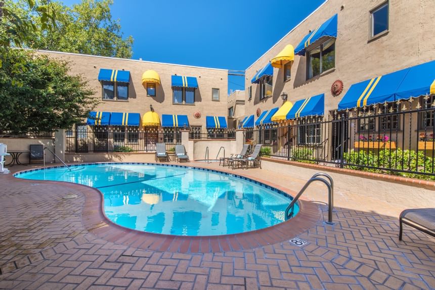 Poolside at the Hotel | Hotel Deals in Coronado | El Cordova Hotel