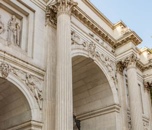 wall Amba Marble Arch Hotel