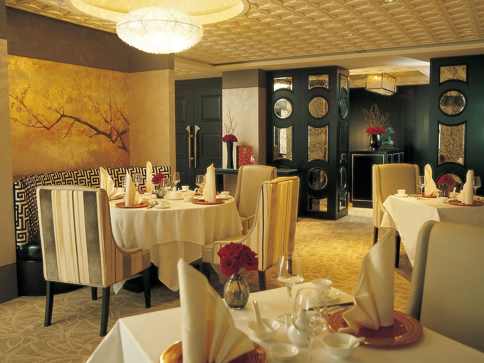 Dining area of the Tang Restaurant at Yangtze Boutique Hotel