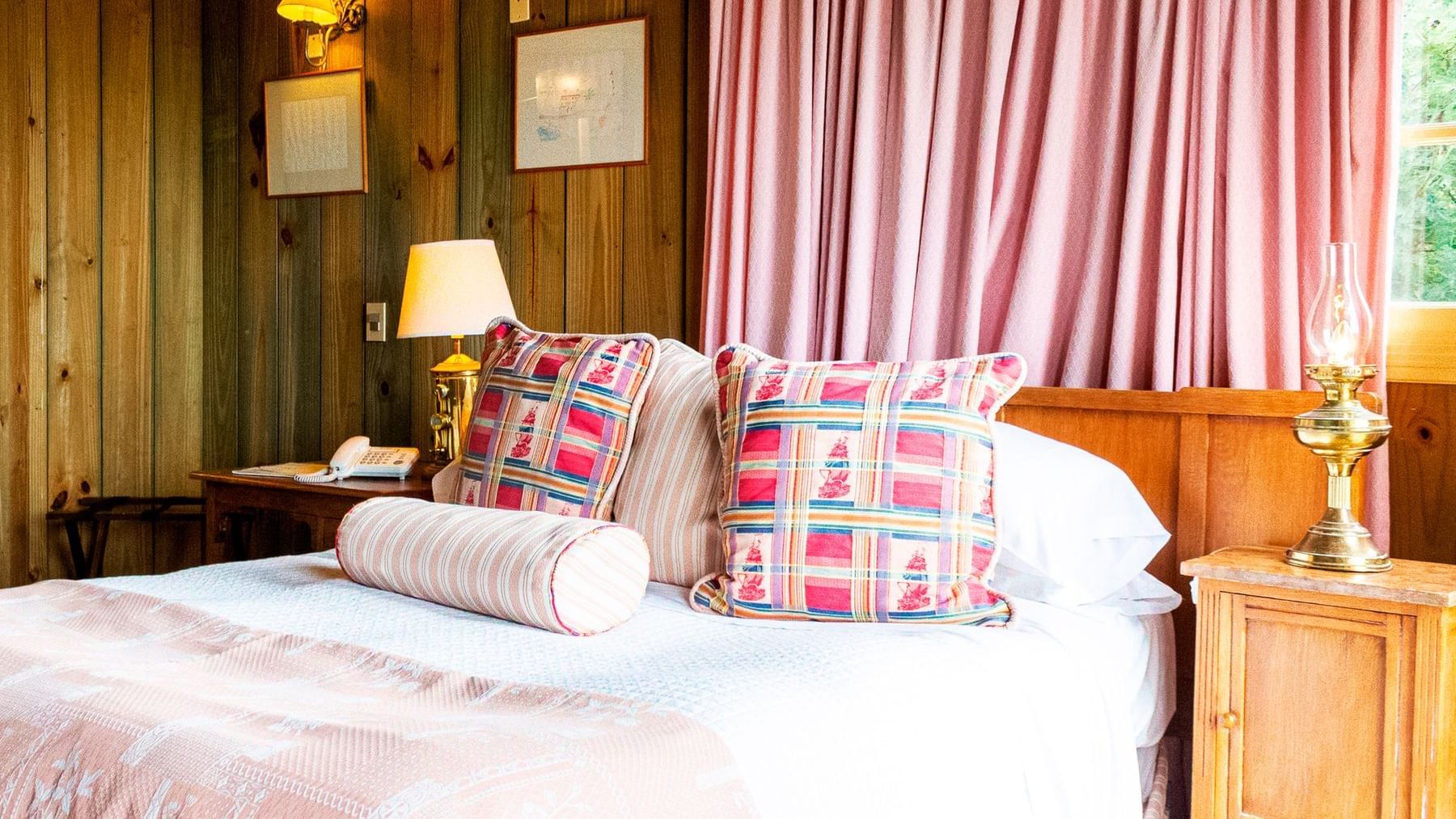 Bedroom arrangement in Standard Bosque suite at DOT hotels 