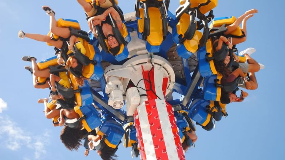 Orlando Kissimmee Amusement Park near Legacy Vacation Resorts