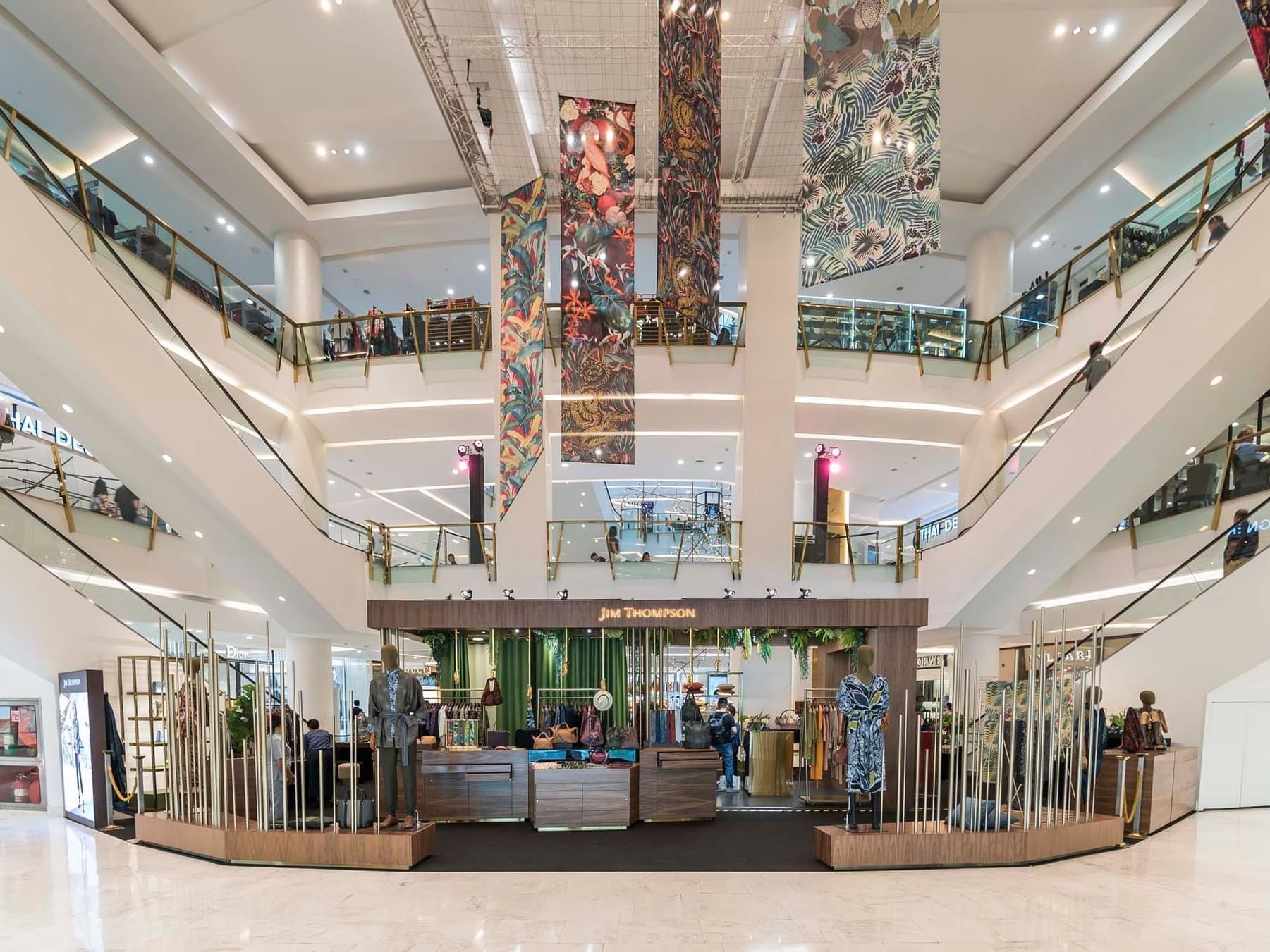 Discover Emporium Shopping Complex – Chatrium Grand Bangkok