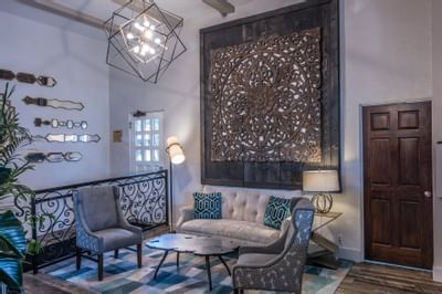 Hotel Lobby Decor | San Diego Hotels | El Cordova Hotel in Coronado