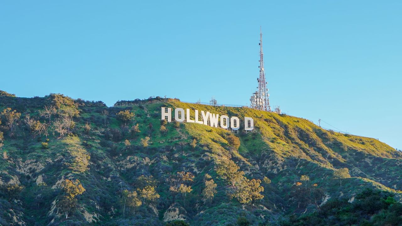 Hollywood sign