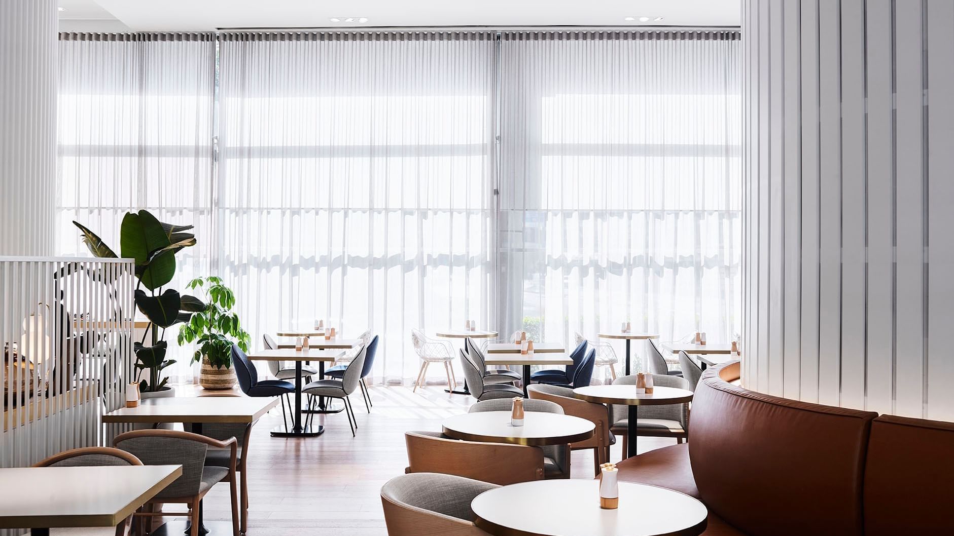 Table set-up in Pier St. Grill at Novotel Sydney Darling Square