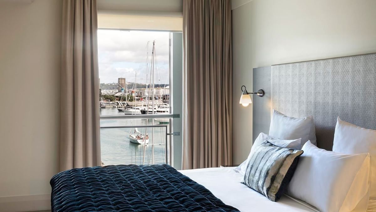 Executive Deluxe One-Bedroom Suite at Sebel Auckland Viaduct Harbour