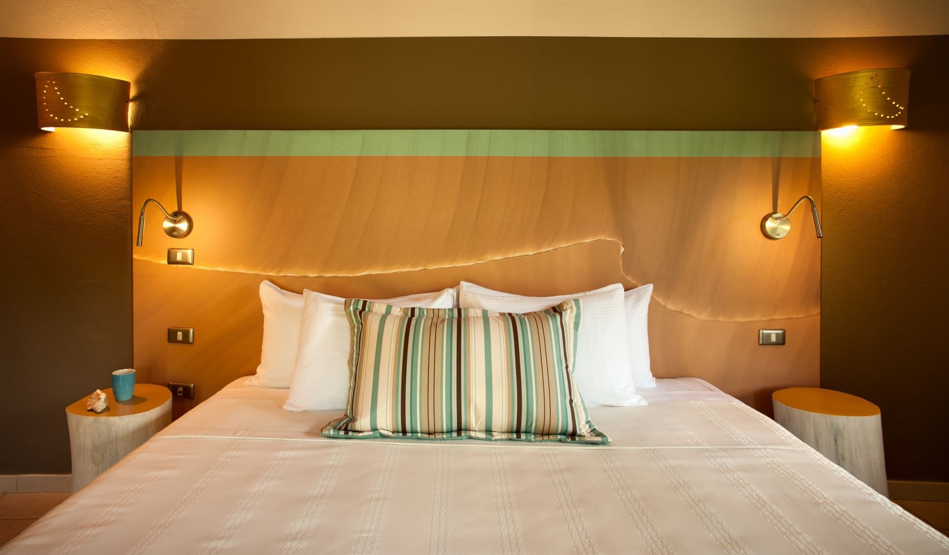 Deluxe Room with 1 king bed at Cala Luna Boutique Hotel