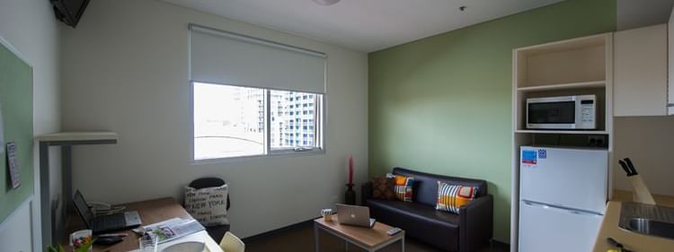 UniLodge Metro Adelaide - 2 bedroom deluxe apartment