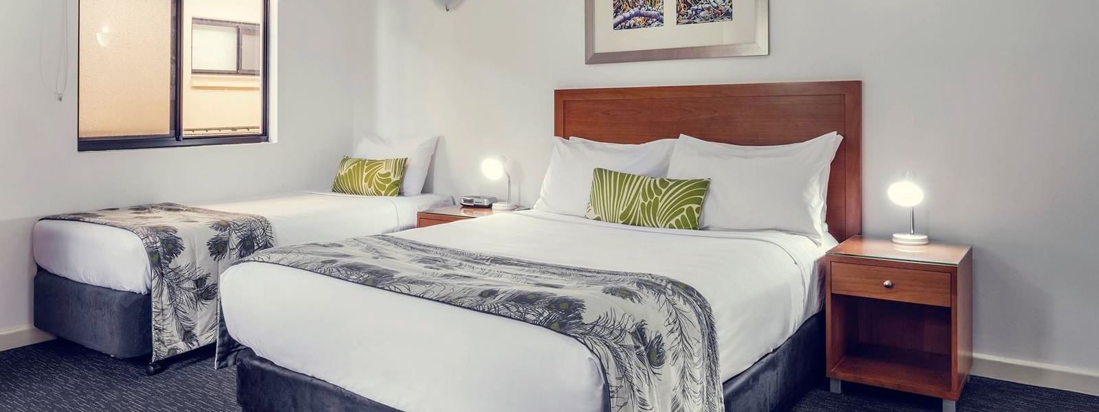 Beds in Superior Twin Room at Mercure Darwin Airport
