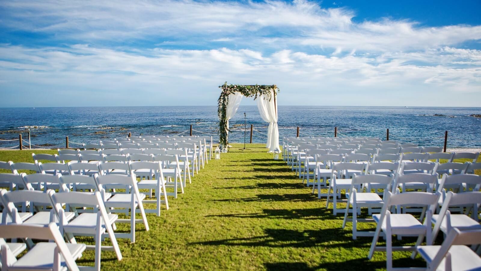 Outdoor wedding arrangement at Grand Fiesta Americana Los Cabos