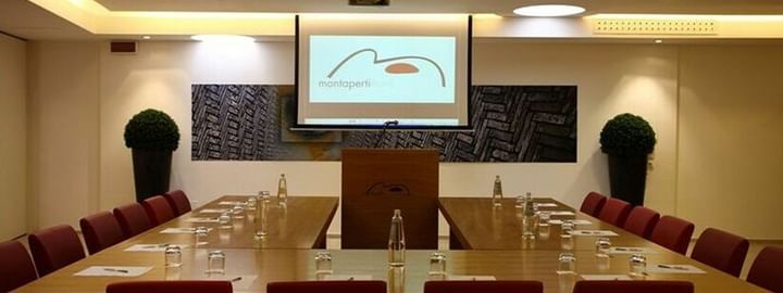 Meeting room with U-shape setup, Precise House Montaperti Siena