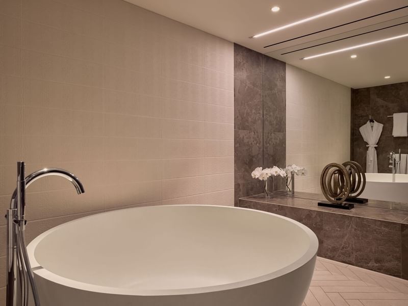 Opera Suite Bathroom