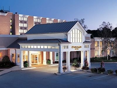 Exterior view of the hotel & entrance of Ethan Allen Hotel
