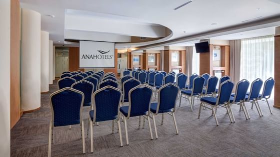 Sală de conferină la Ana Hotels în România
