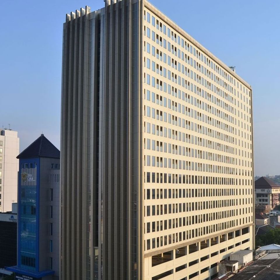 Distance view of the LK Hotel Simpang Lima's building and city