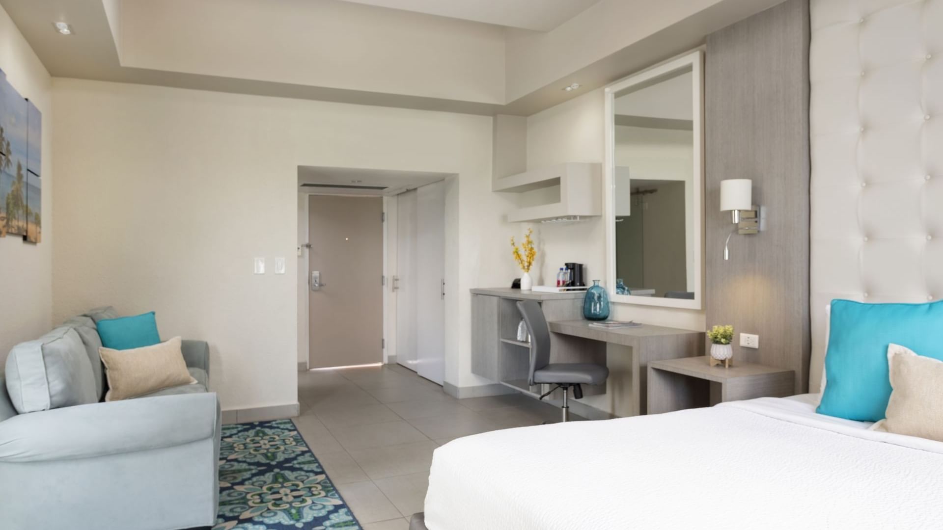 Honeymoon Suite